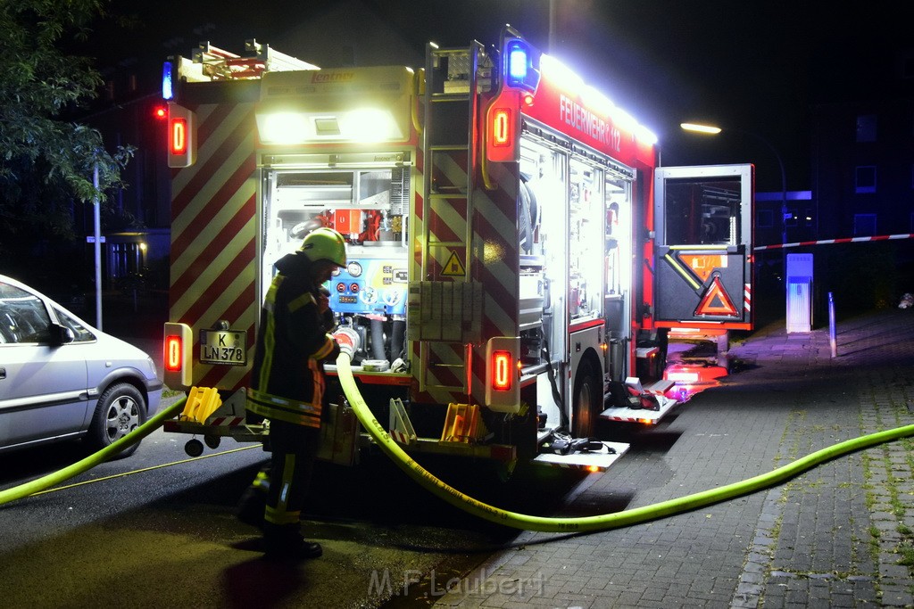 Feuer 2 Y Kellerbrand Koeln Ostheim Ruppinerstr P209.JPG - Miklos Laubert